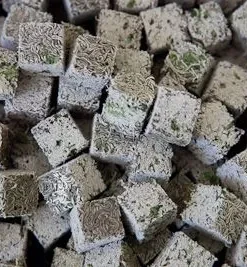 Australian Black Worms Spinach